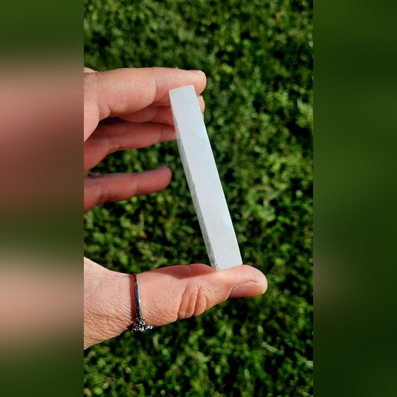 Selenite Charging Plate - Picture 5 of 6